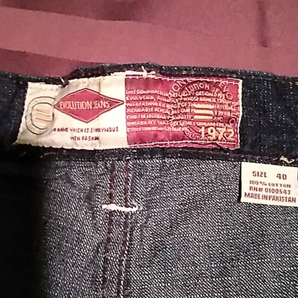 Shorts - Picture 2 of 4